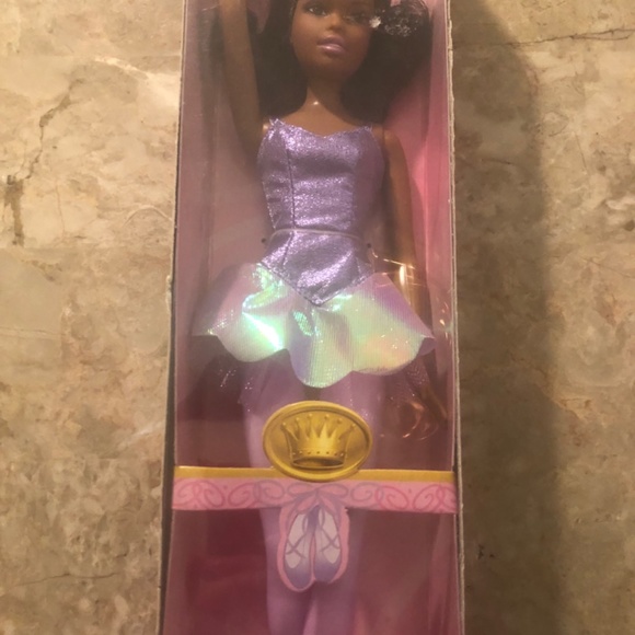 Barbie - Picture 4 of 10